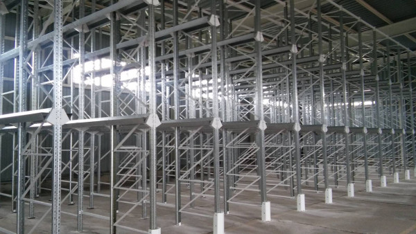 Drive-in racks (deep, drive-in, drive-in)