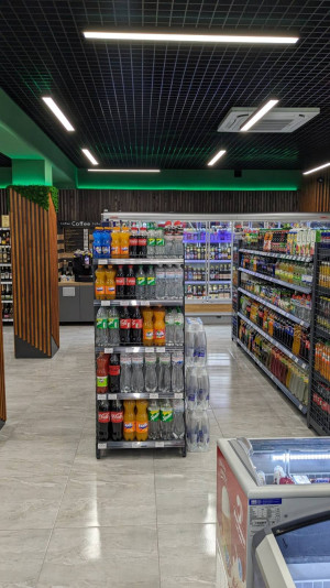 Two-sided sales rack