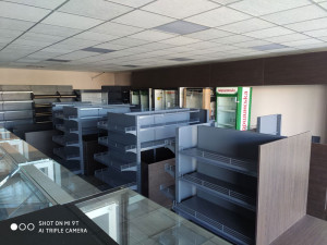 Two-sided sales rack