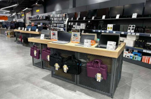 Electronic store equipment